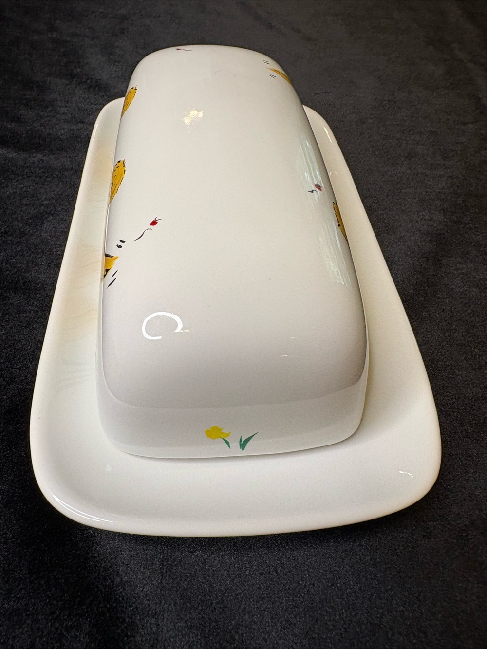Hand Painted Golden Dogs Butter Dish - Picture 4 of 6